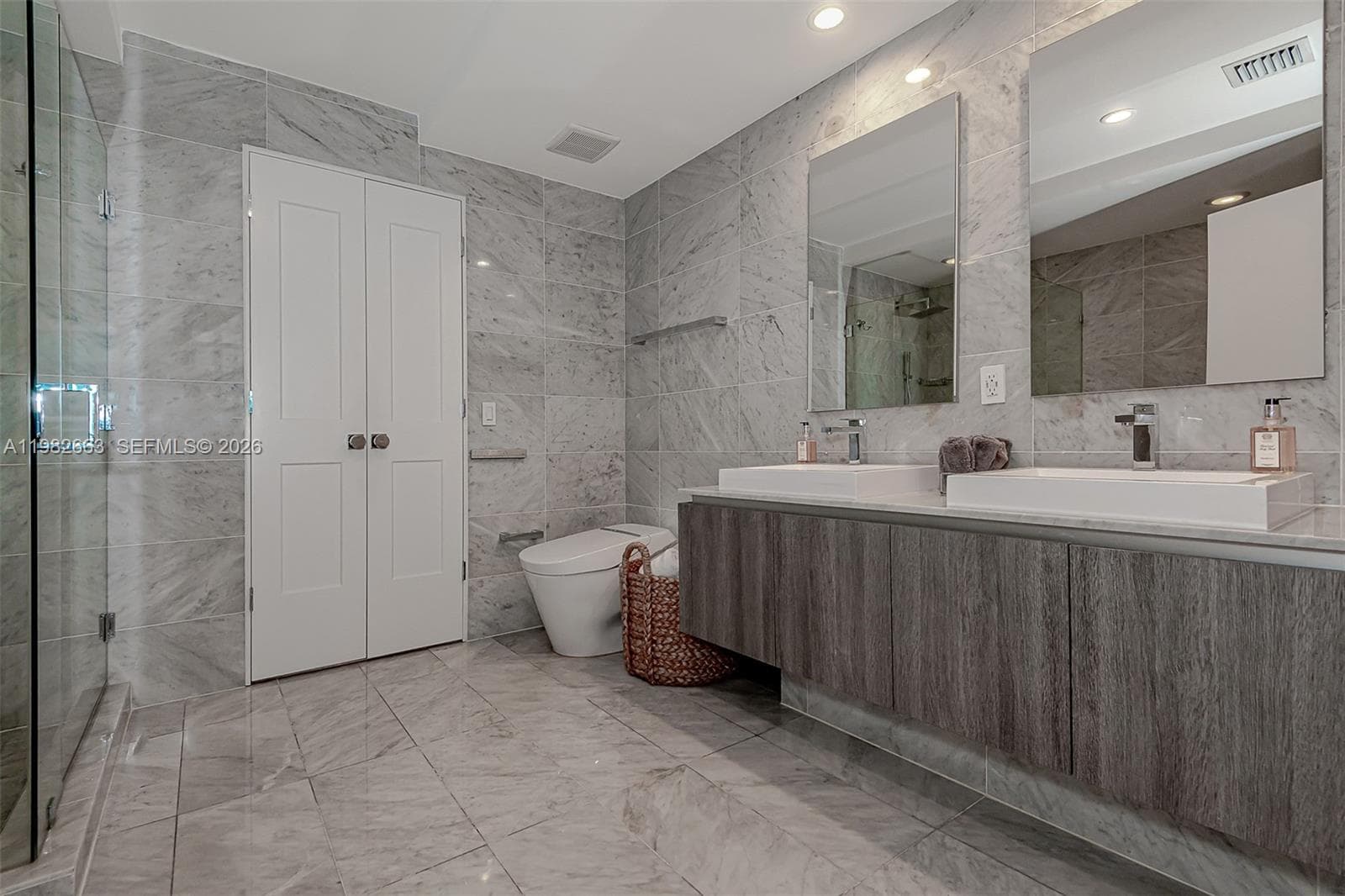 801 S Miami Ave # 4508, Miami FL 33130 — 23