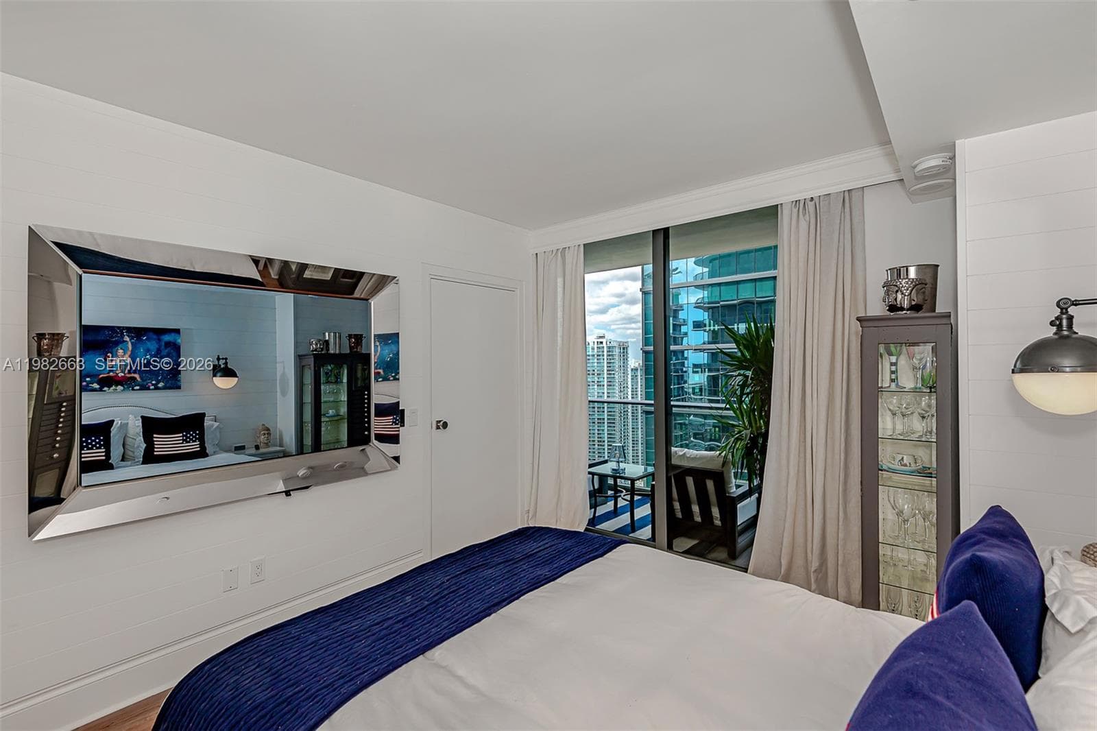 801 S Miami Ave # 4508, Miami FL 33130 — 29