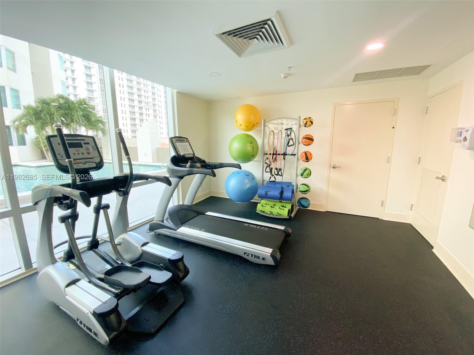 9055 SW 73rd Ct # 908, Miami FL 33156 — 25