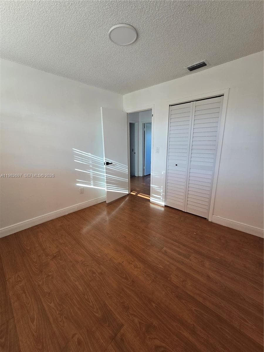 The Park Townhomes Condo, Miami, FL — 33
