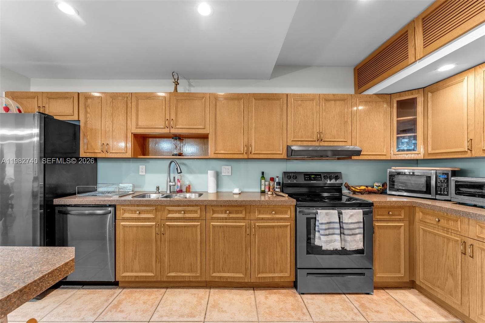 7825 SW 103rd Pl, Miami FL 33173 — 8