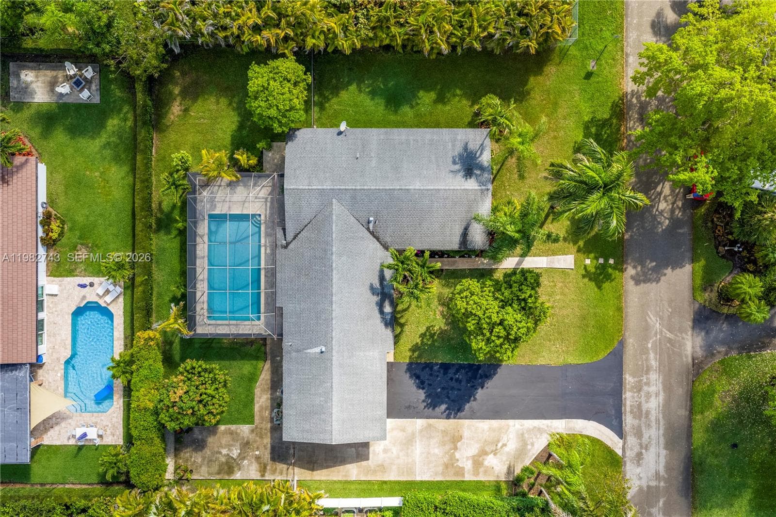8461 SW 147th Ter, Palmetto Bay FL 33158 — 34