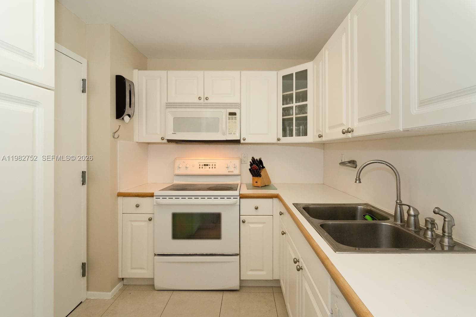 2333 Brickell Ave # 1710, Miami FL 33129 — 13