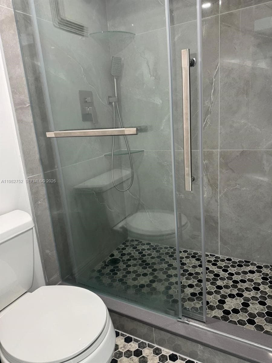 2333 Brickell Ave # 1710, Miami FL 33129 — 32