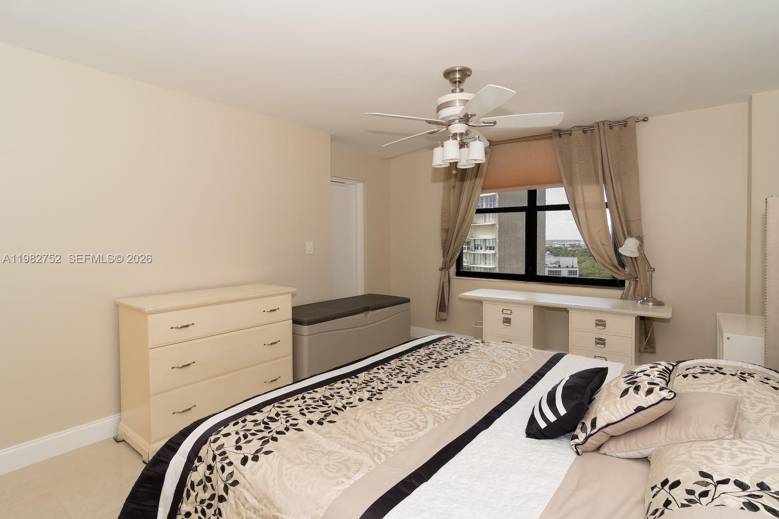 2333 Brickell Ave # 1710, Miami FL 33129 — 28