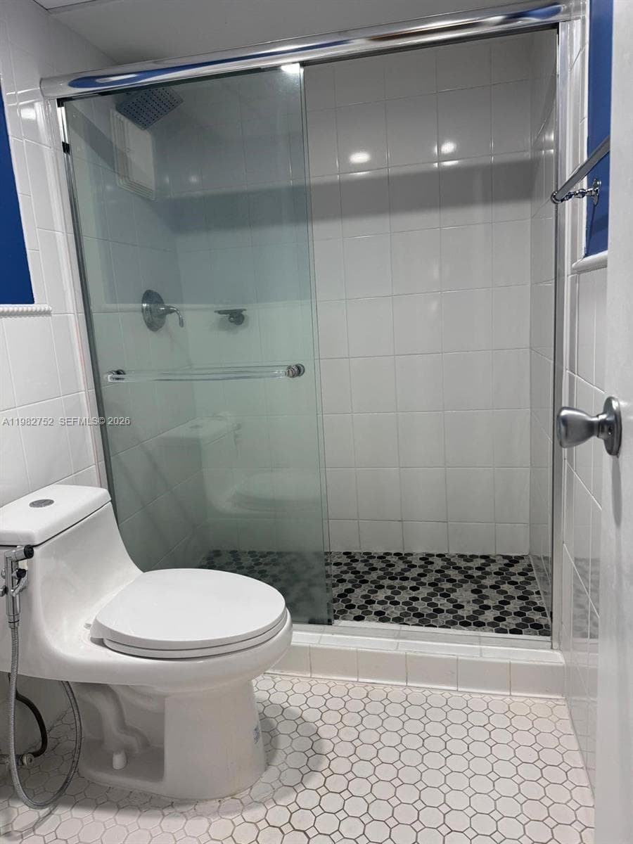 2333 Brickell Ave # 1710, Miami FL 33129 — 19