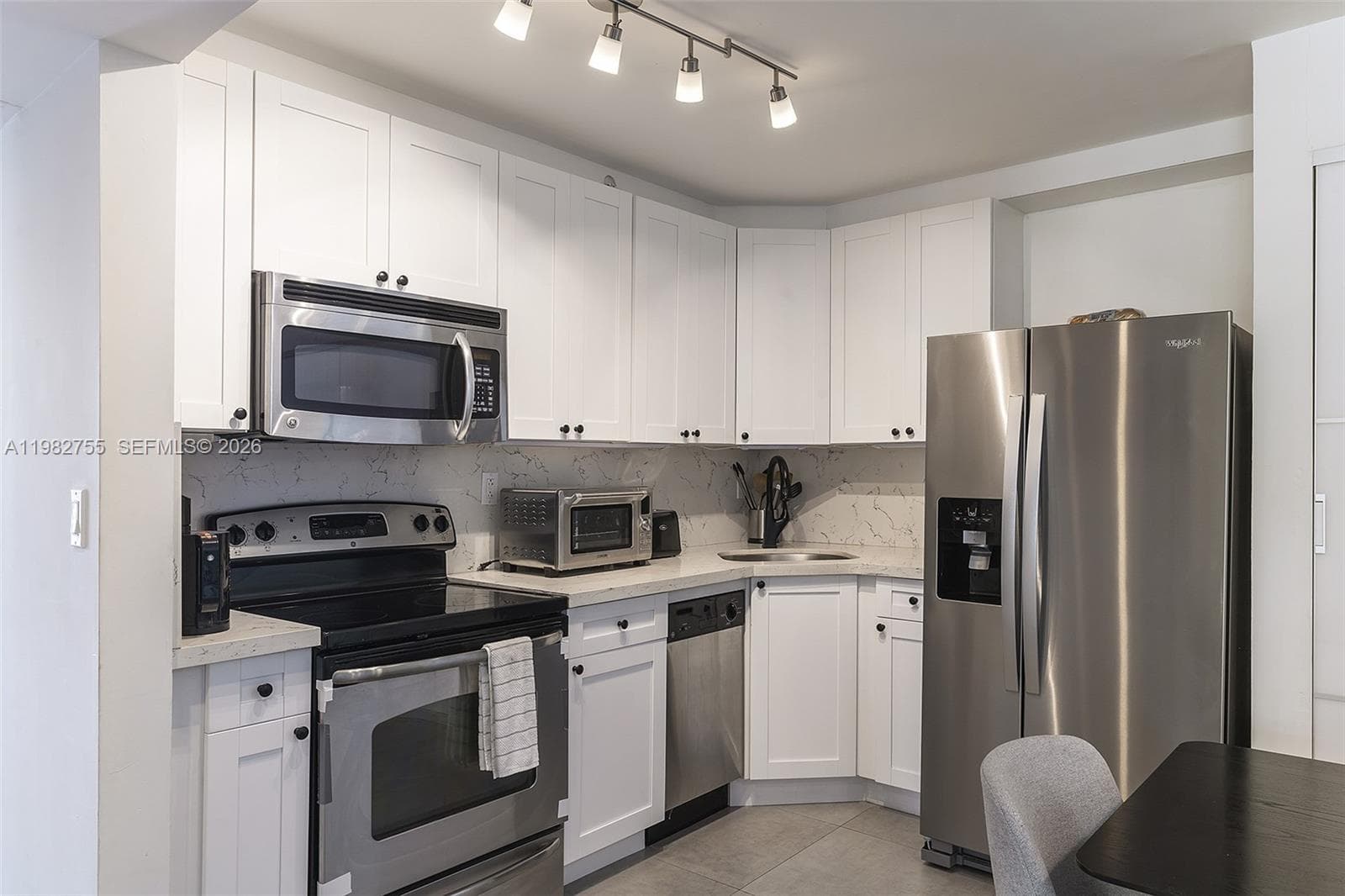 1035 West Ave # 201, Miami Beach FL 33139 — 6