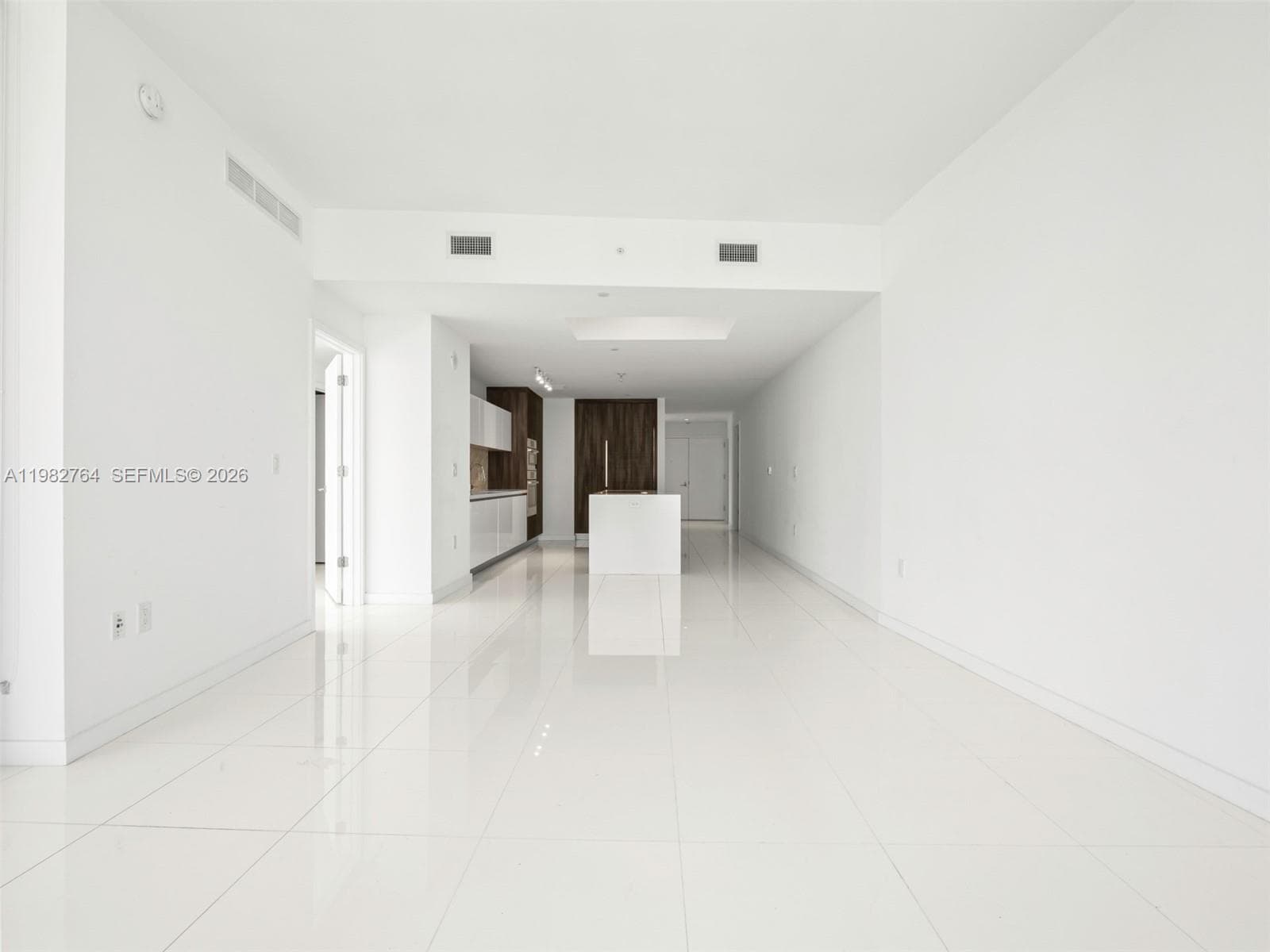 851 NE 1st Ave # 4801, Miami FL 33132 — 22