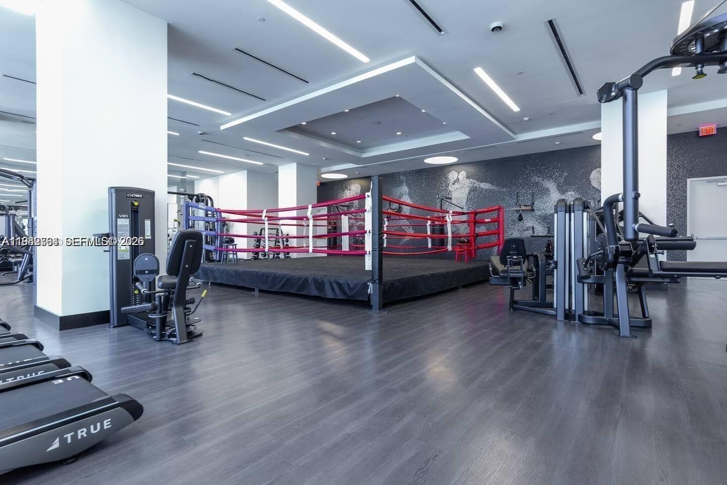 851 NE 1st Ave # 4801, Miami FL 33132 — 10