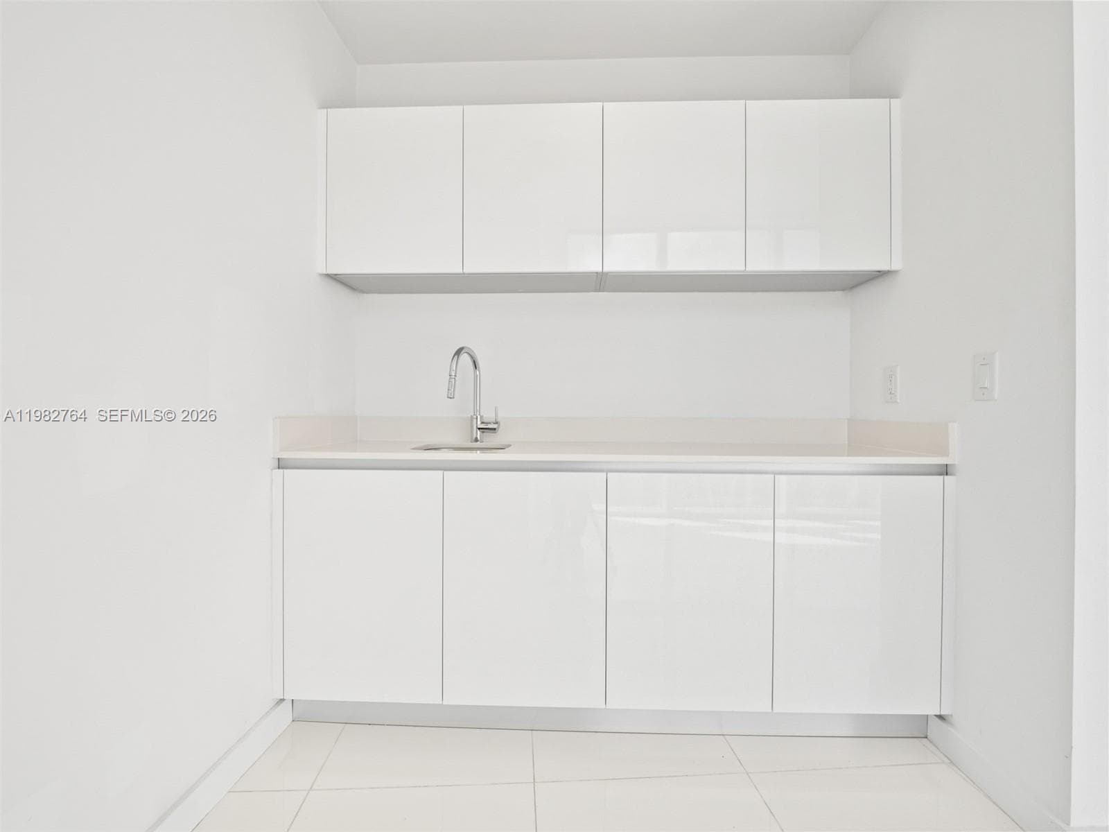 851 NE 1st Ave # 4801, Miami FL 33132 — 41