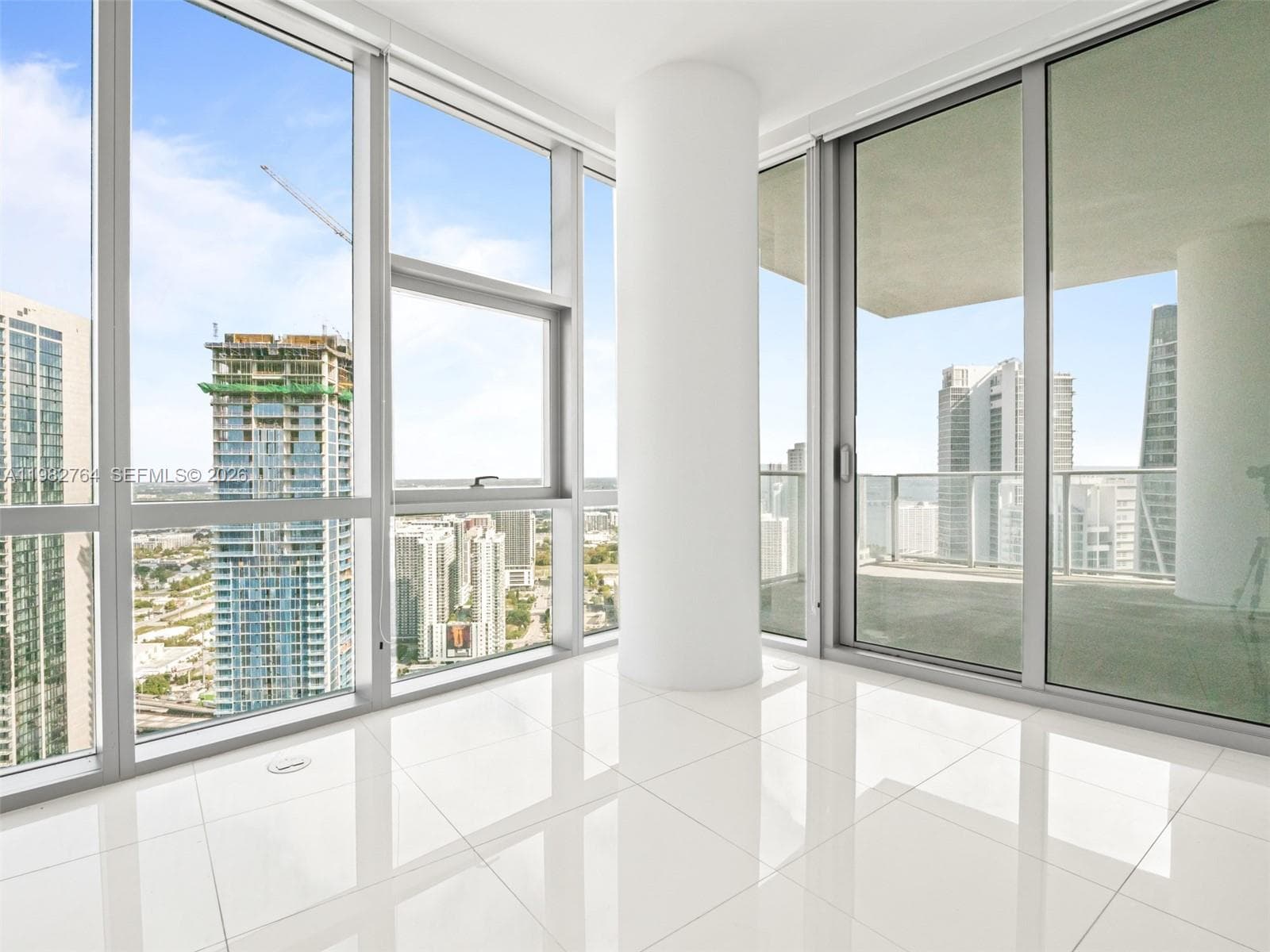 851 NE 1st Ave # 4801, Miami FL 33132 — 21