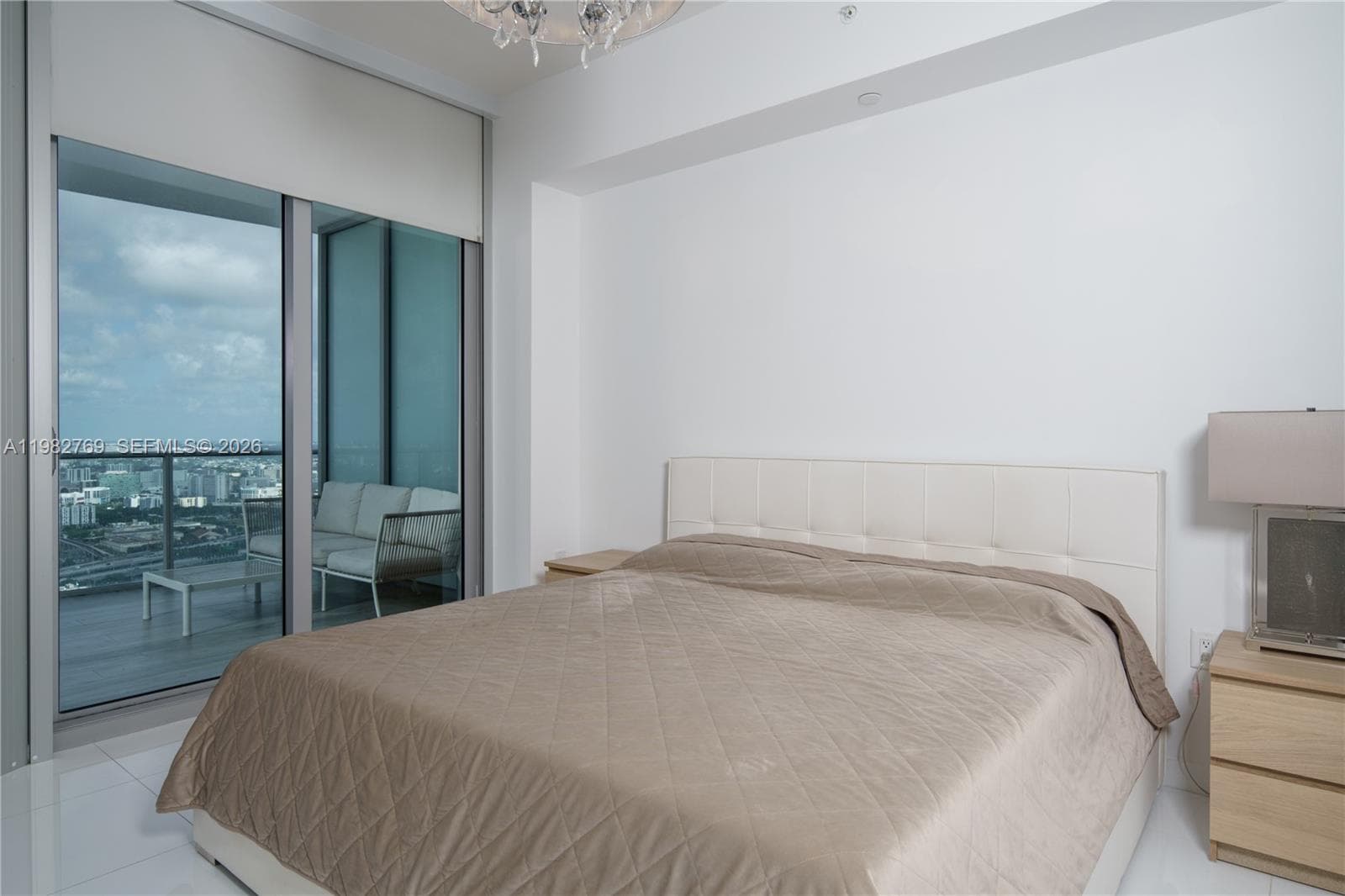 851 NE 1st Ave # 4406, Miami FL 33132 — 12