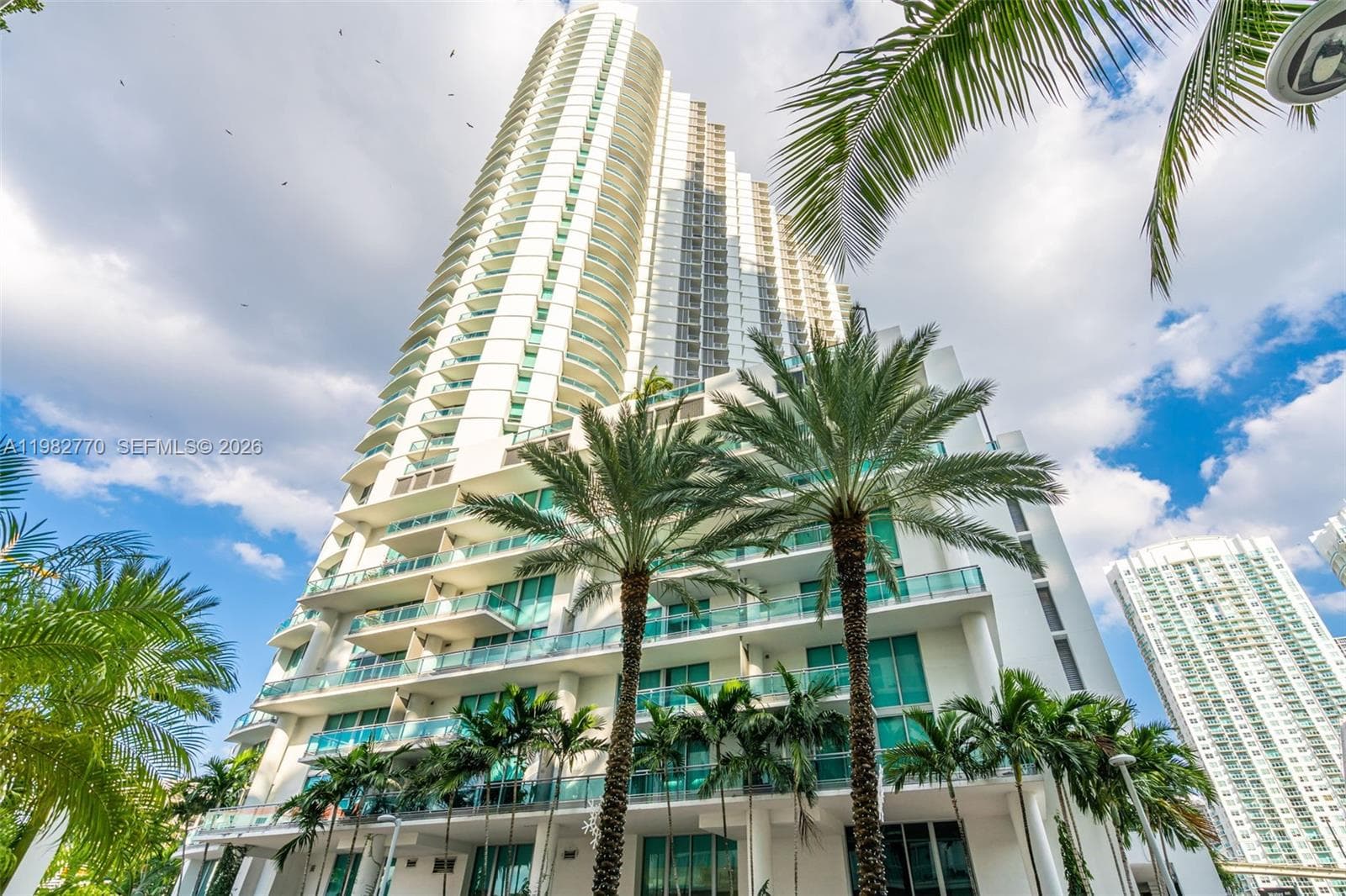 350 S Miami Ave # 2412, Miami FL 33130 — 23