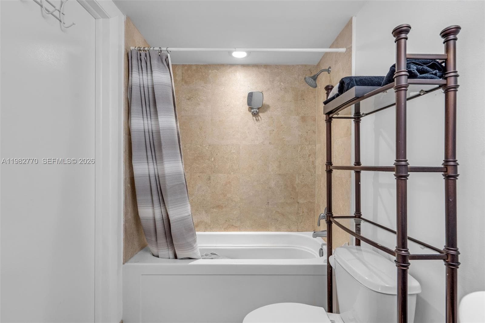 350 S Miami Ave # 2412, Miami FL 33130 — 27