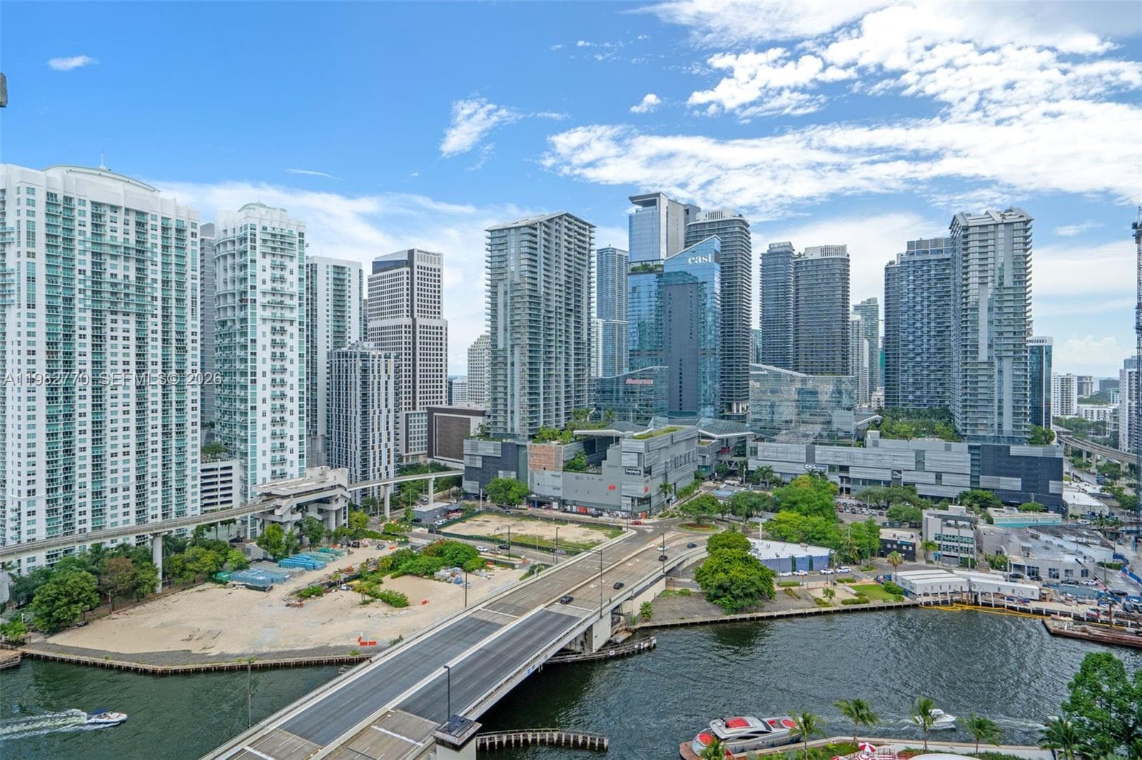 350 S Miami Ave # 2412, Miami FL 33130 — 26