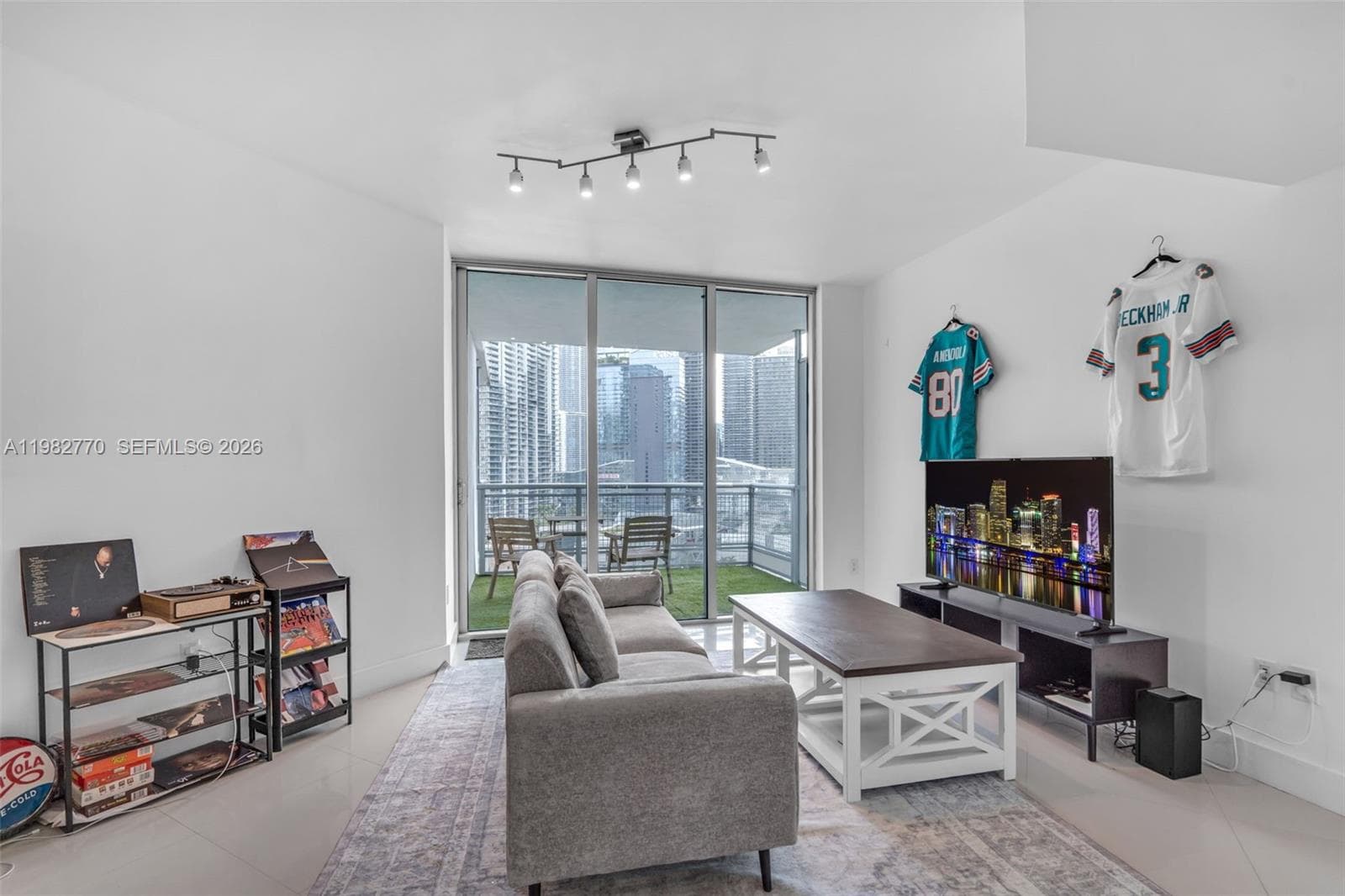 350 S Miami Ave # 2412, Miami FL 33130 — 7