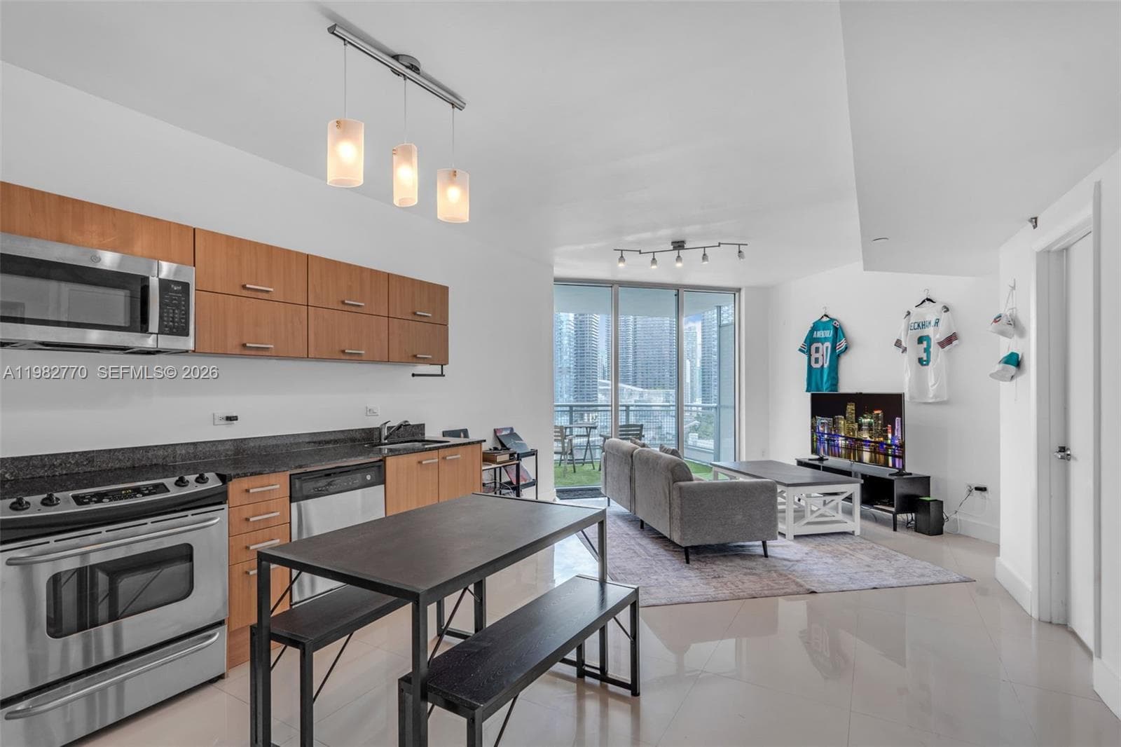 350 S Miami Ave # 2412, Miami FL 33130 — 10