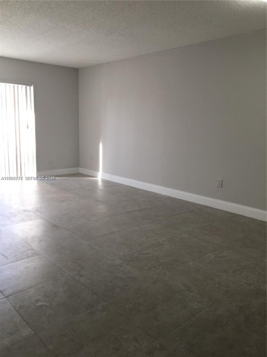 7765 SW 86th St # 208, Miami FL 33143 — 9