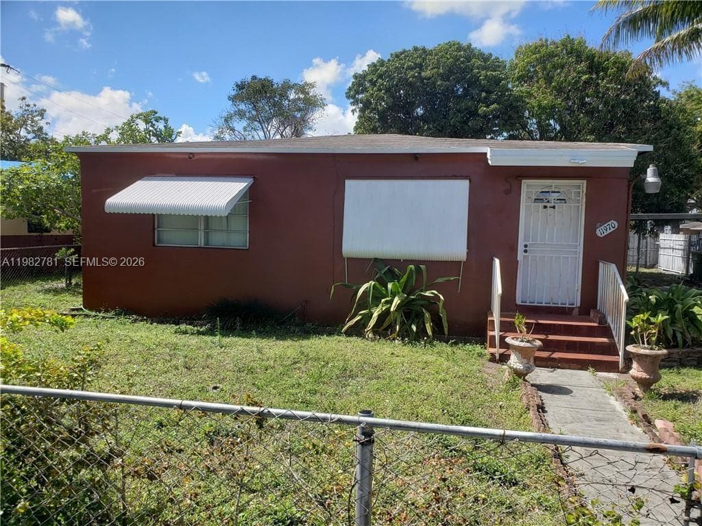 11970 NW 10th Ave, North Miami FL 33168 — 1