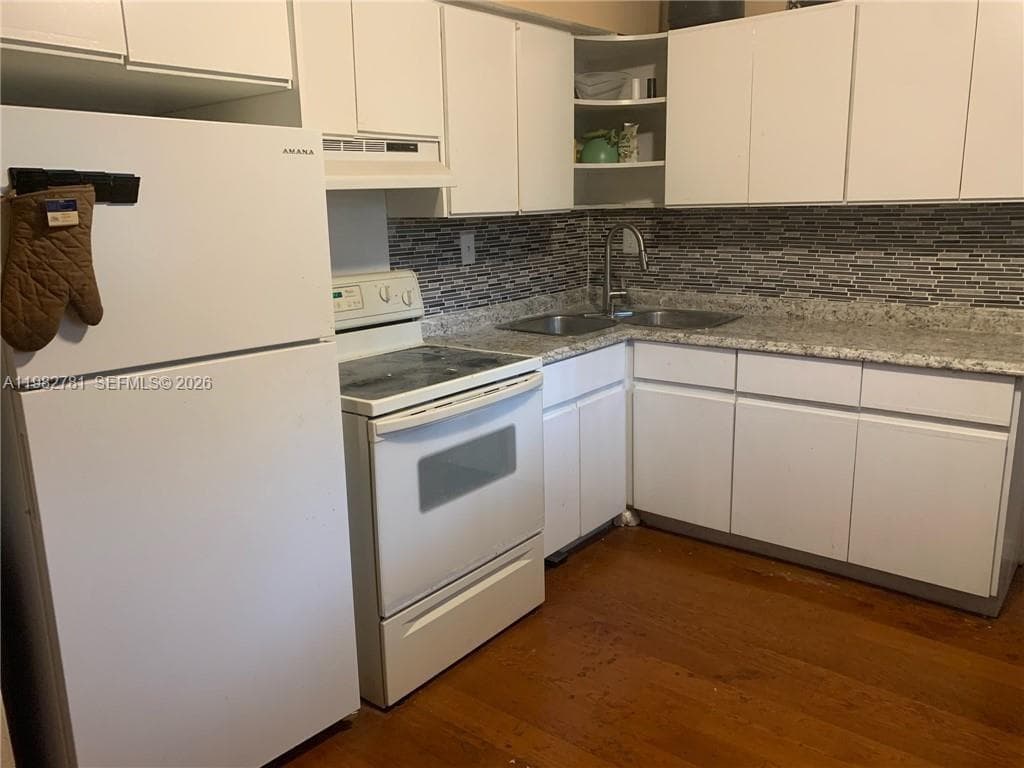 11970 NW 10th Ave, North Miami FL 33168 — 14