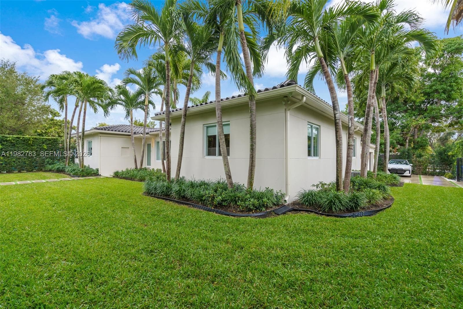 500 NE 51st St, Miami FL 33137 — 2