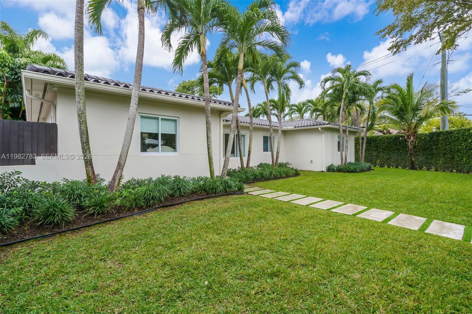 500 NE 51st St, Miami FL 33137 — 3