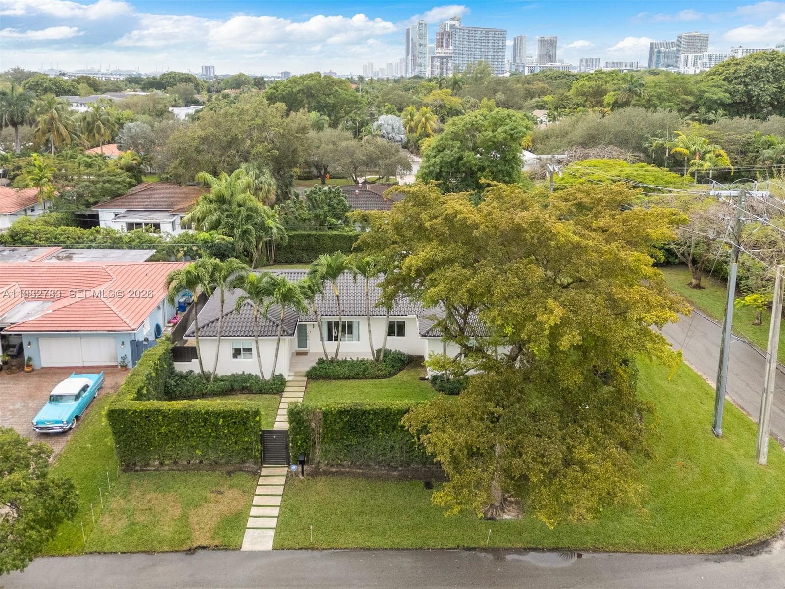 500 NE 51st St, Miami FL 33137 — 39