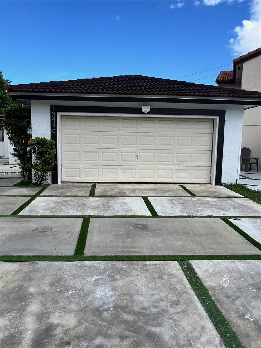 Tamiami Lakes Sec 7, Miami, FL — 14
