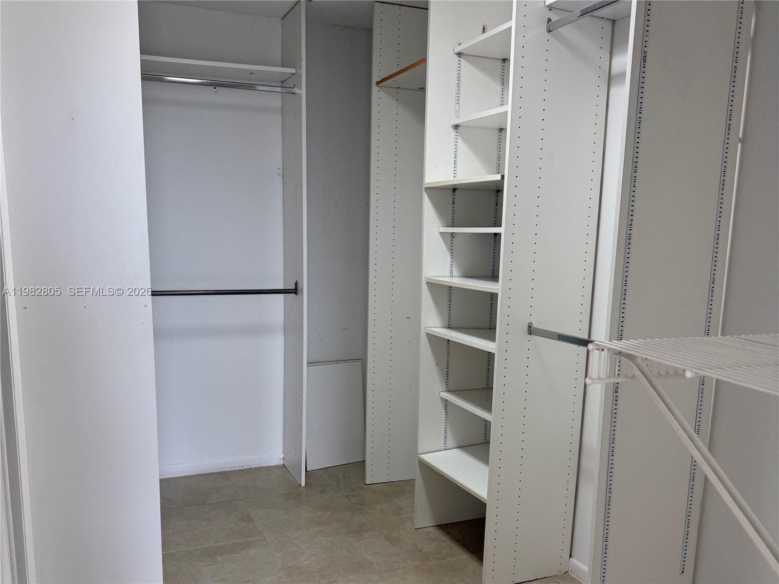 4000 Towerside Ter # 1401, Miami FL 33138 — 20