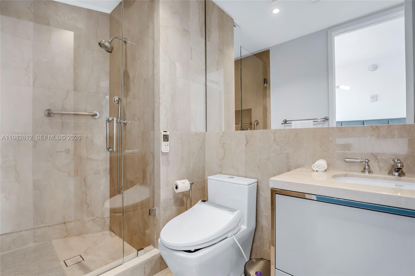 15701 Collins Ave # 2903, Sunny Isles Beach FL 33160 — 32