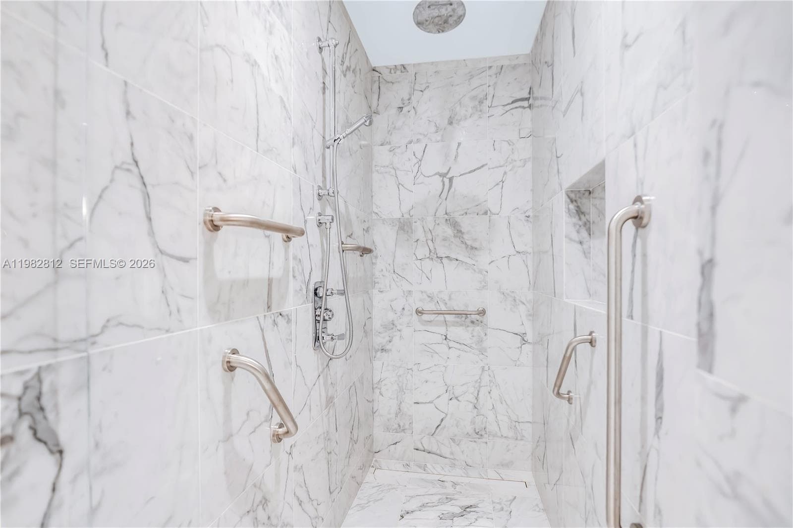 15701 Collins Ave # 2903, Sunny Isles Beach FL 33160 — 24