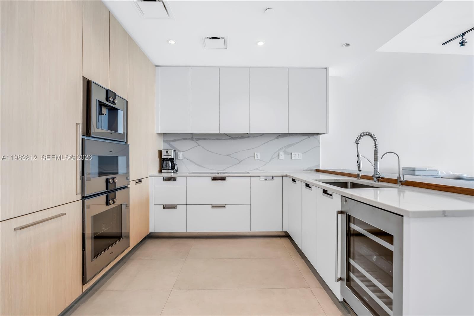 15701 Collins Ave # 2903, Sunny Isles Beach FL 33160 — 14