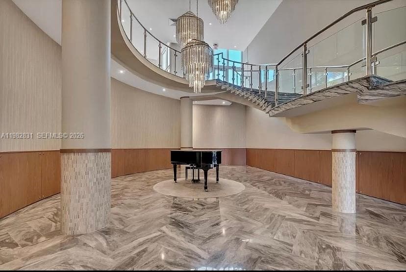5401 Collins Ave # 411, Miami Beach FL 33140 — 15