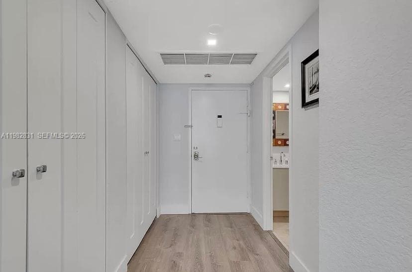 5401 Collins Ave # 411, Miami Beach FL 33140 — 11
