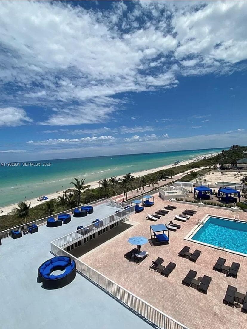 5401 Collins Ave # 411, Miami Beach FL 33140 — 19