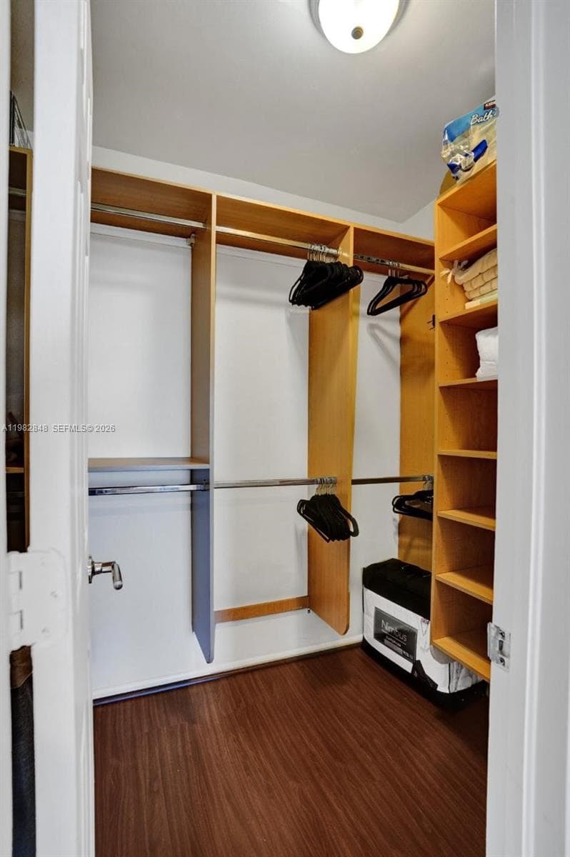 5600 Collins Ave # 5R, Miami Beach FL 33140 — 26