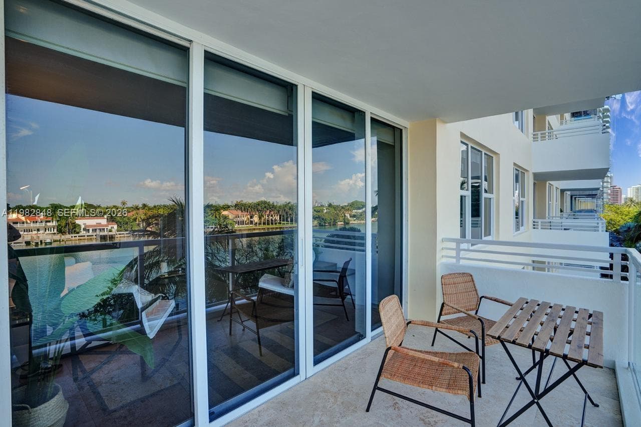 5600 Collins Ave # 5R, Miami Beach FL 33140 — 5