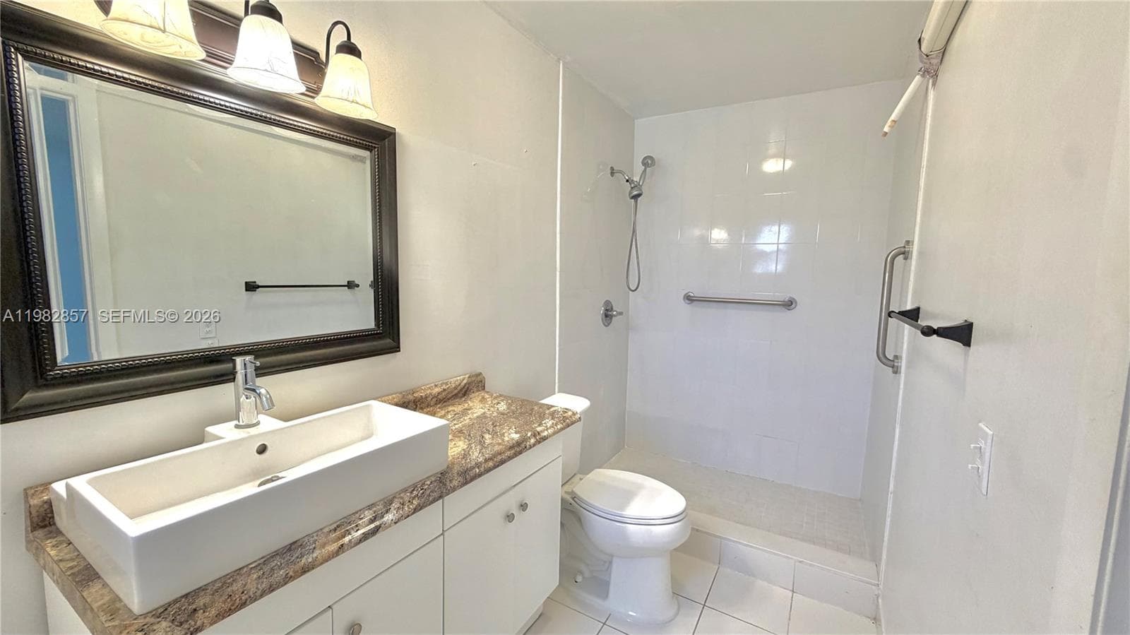250 E 60th St, Hialeah FL 33013 — 27