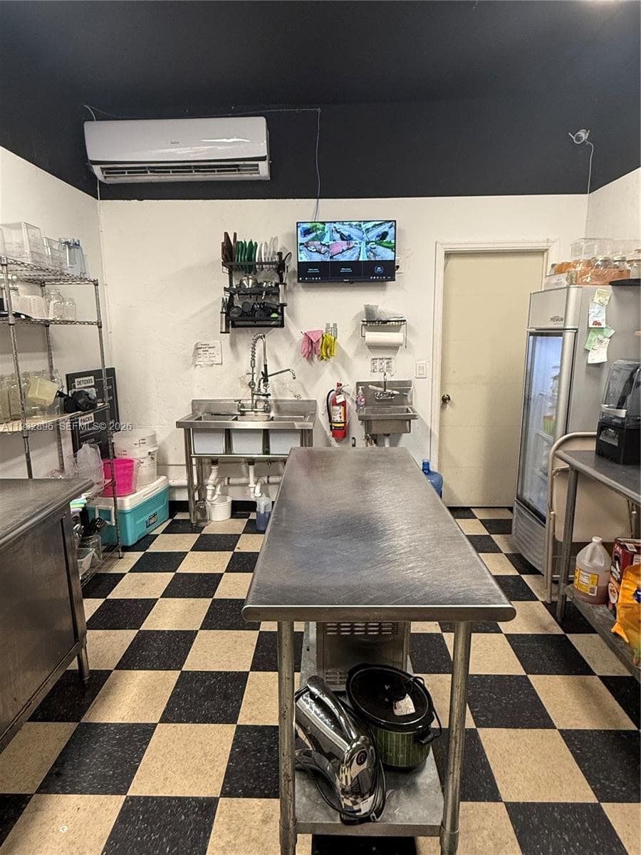 854 Ali Baba Ave, Opa-Locka FL 33054 — 9