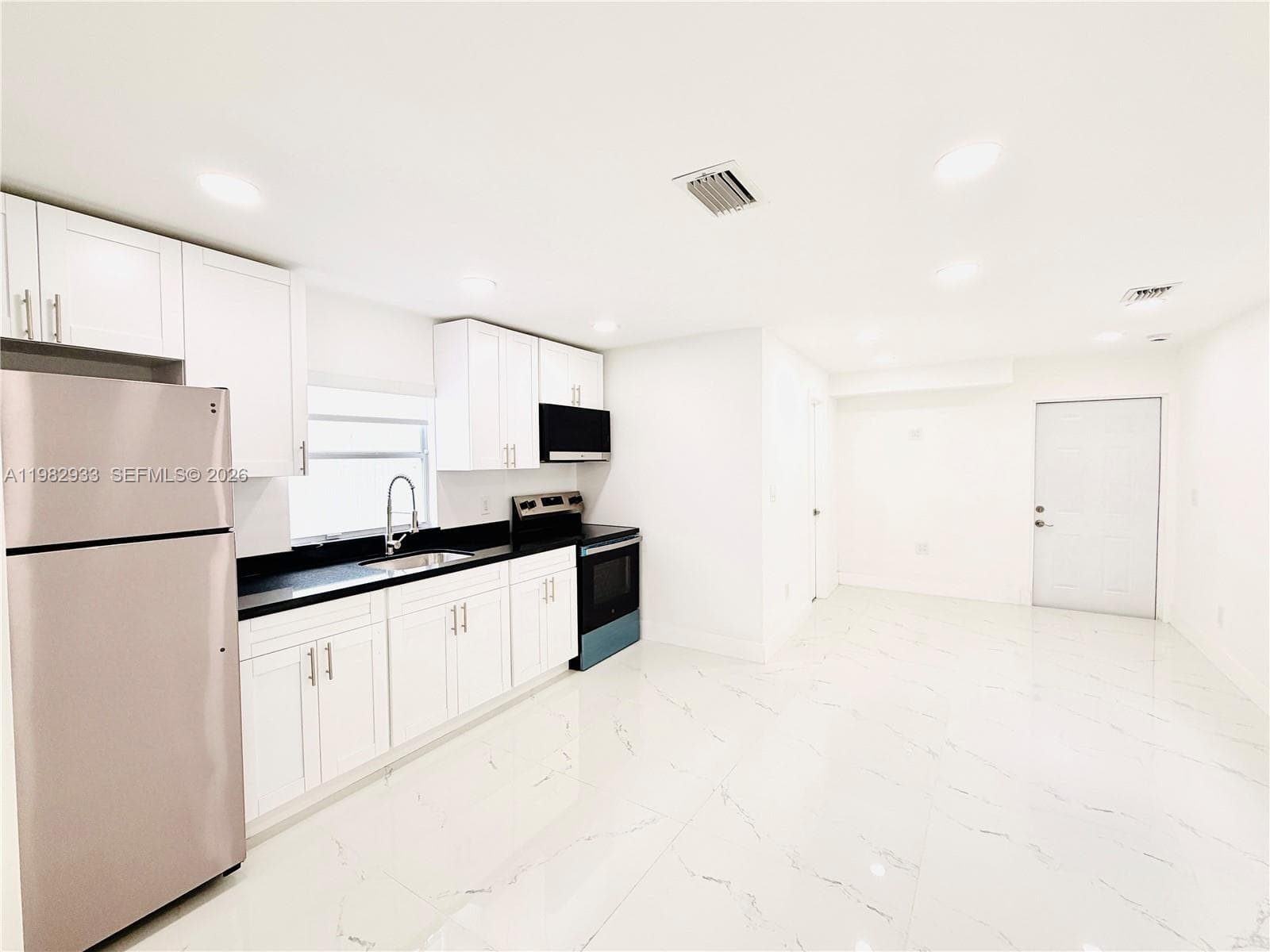 3354 NW 50th St # 3, Miami FL 33142 — 3