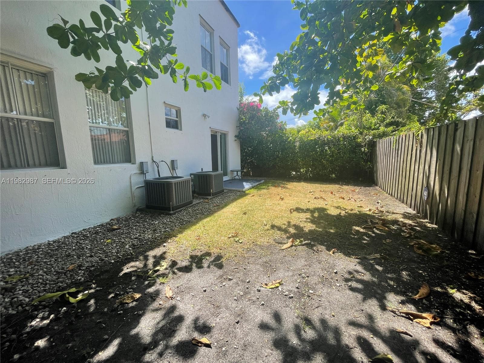 3421 SW 25th St # 01, Miami FL 33133 — 38