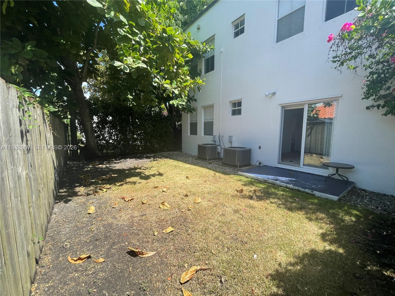 3421 SW 25th St # 01, Miami FL 33133 — 37