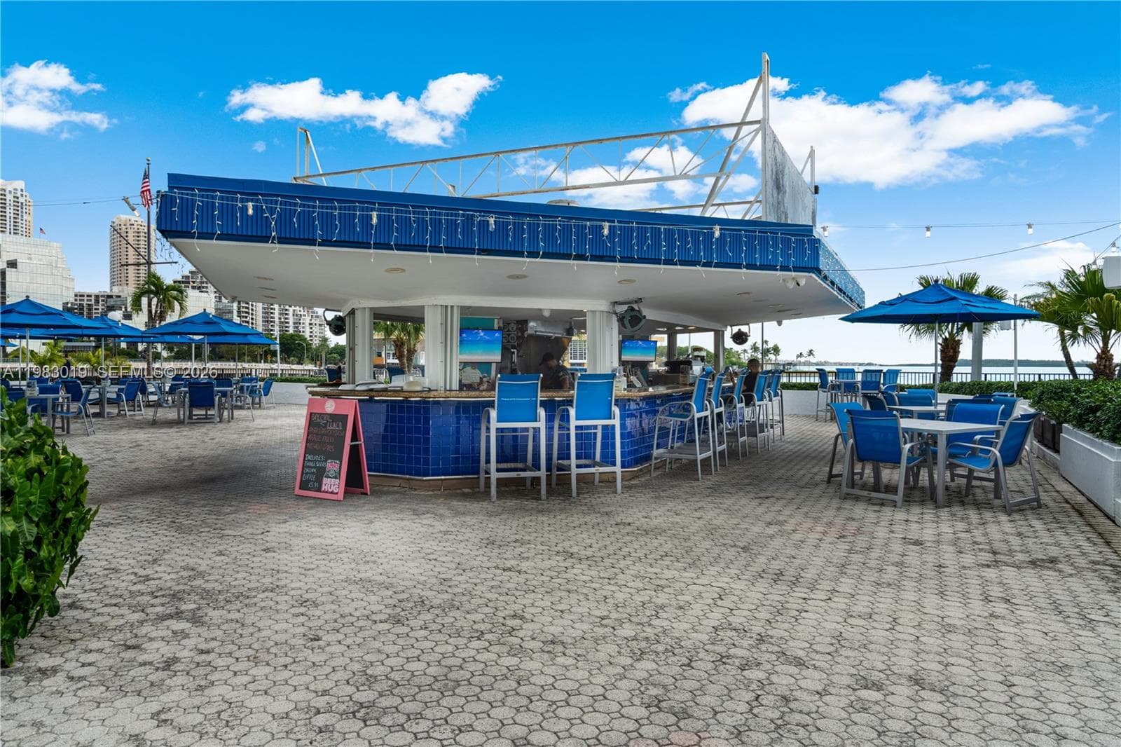 825 Brickell Bay Dr # 850, Miami FL 33131 — 18