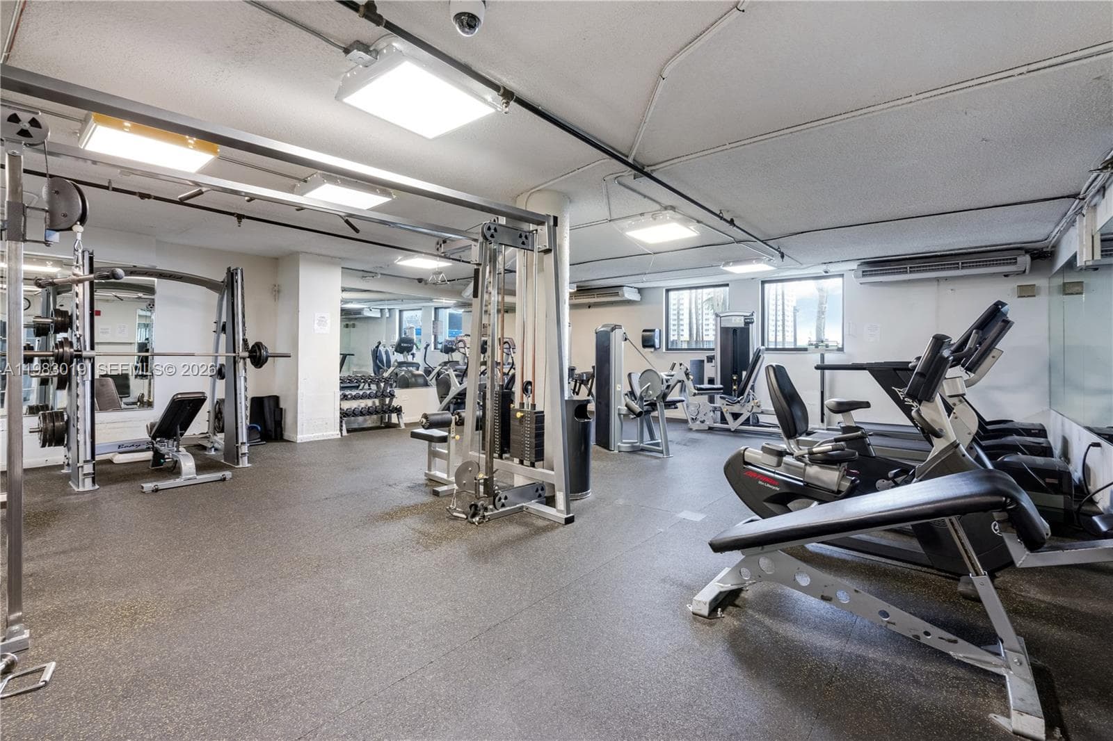 825 Brickell Bay Dr # 850, Miami FL 33131 — 19