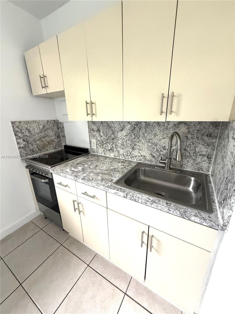 N Miami Estates, Miami, FL — 1