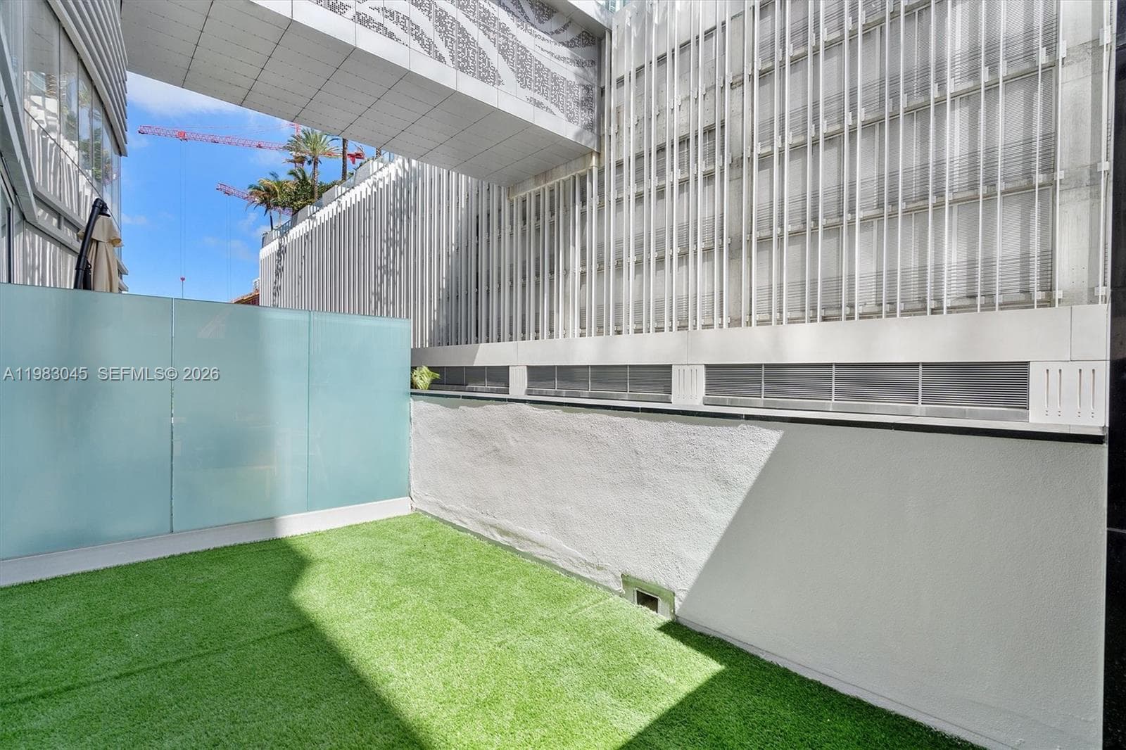 851 NE 1st Ave # 307, Miami FL 33132 — 12