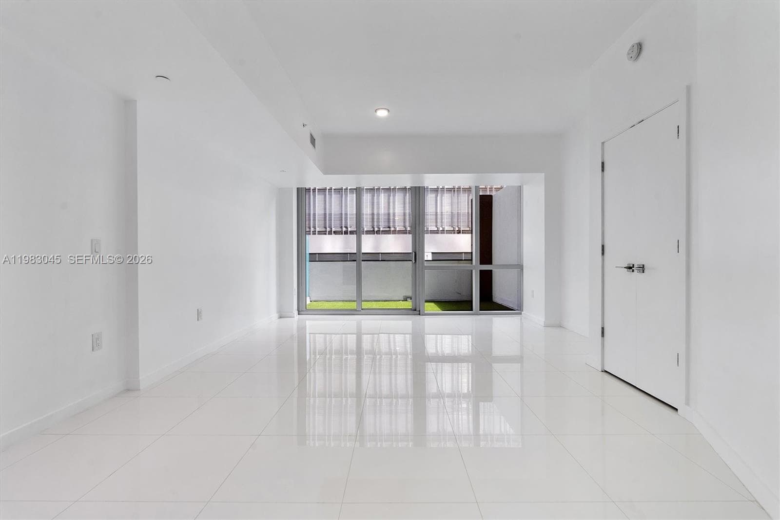851 NE 1st Ave # 307, Miami FL 33132 — 10