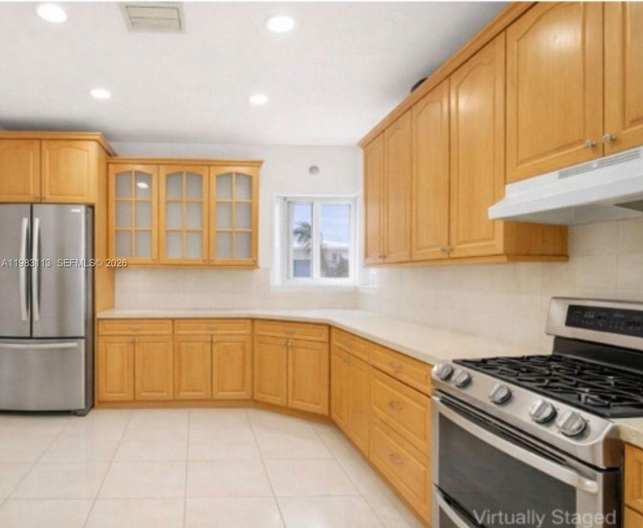 550 NE 173rd St, North Miami Beach FL 33162 — 13