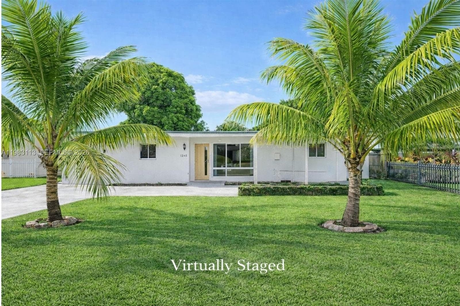 550 NE 173rd St, North Miami Beach FL 33162 — 1