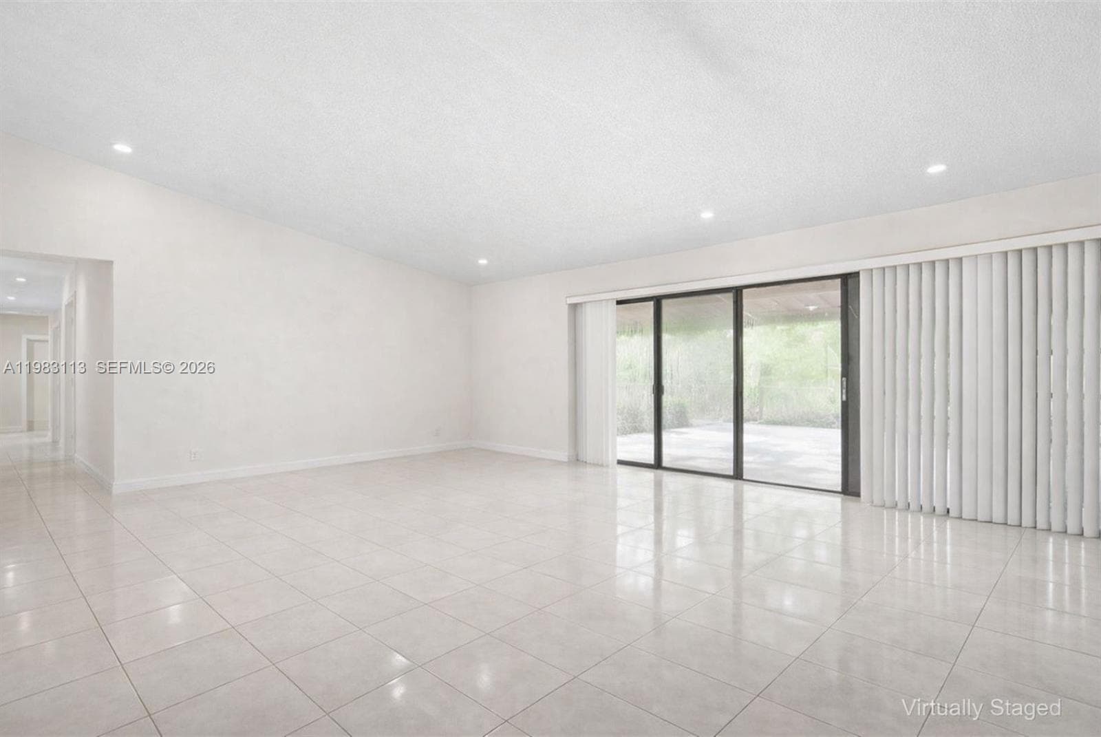 550 NE 173rd St, North Miami Beach FL 33162 — 10